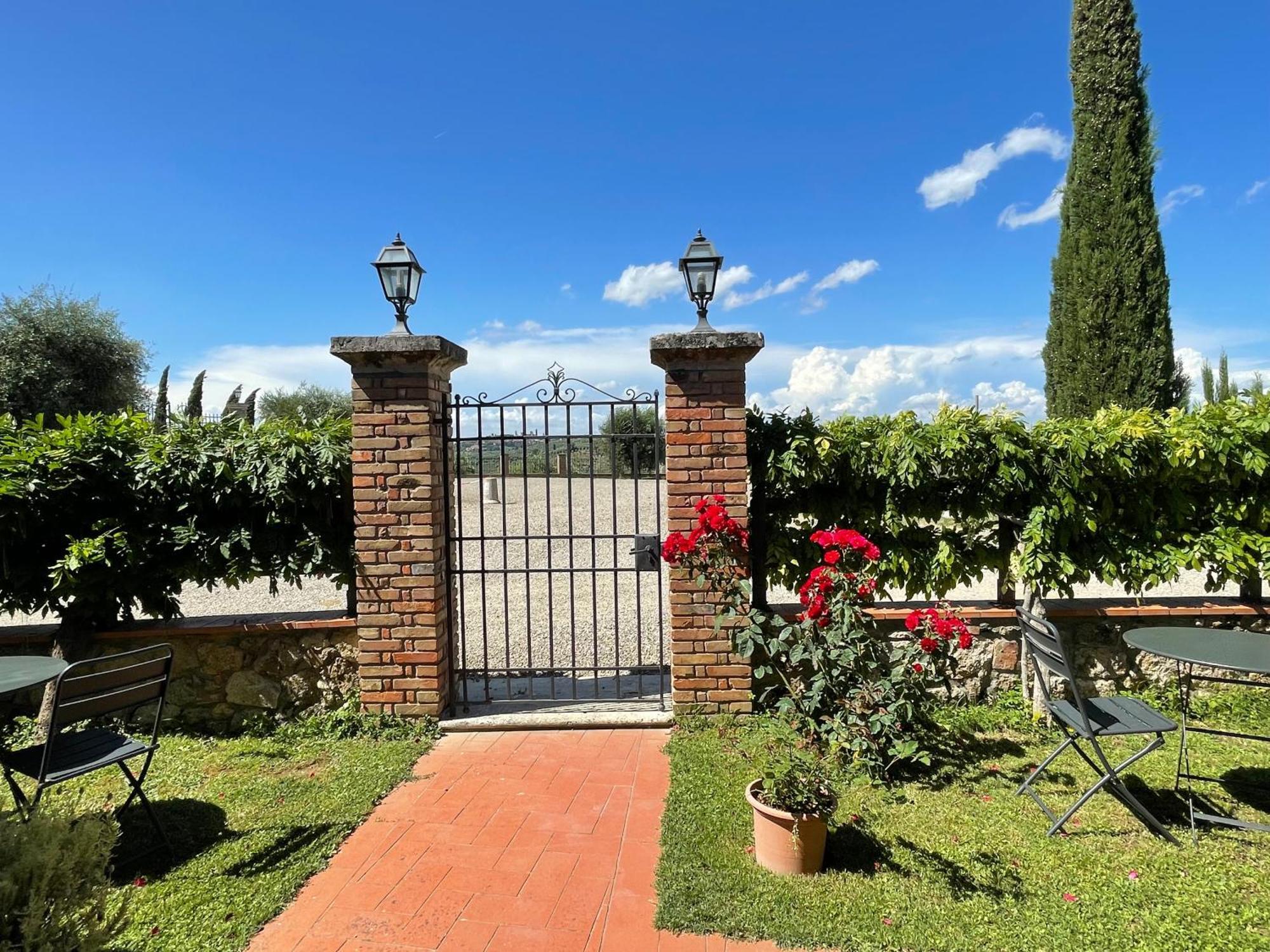 Agriturismo Castello Di Montauto San Gimignano Exteriér fotografie