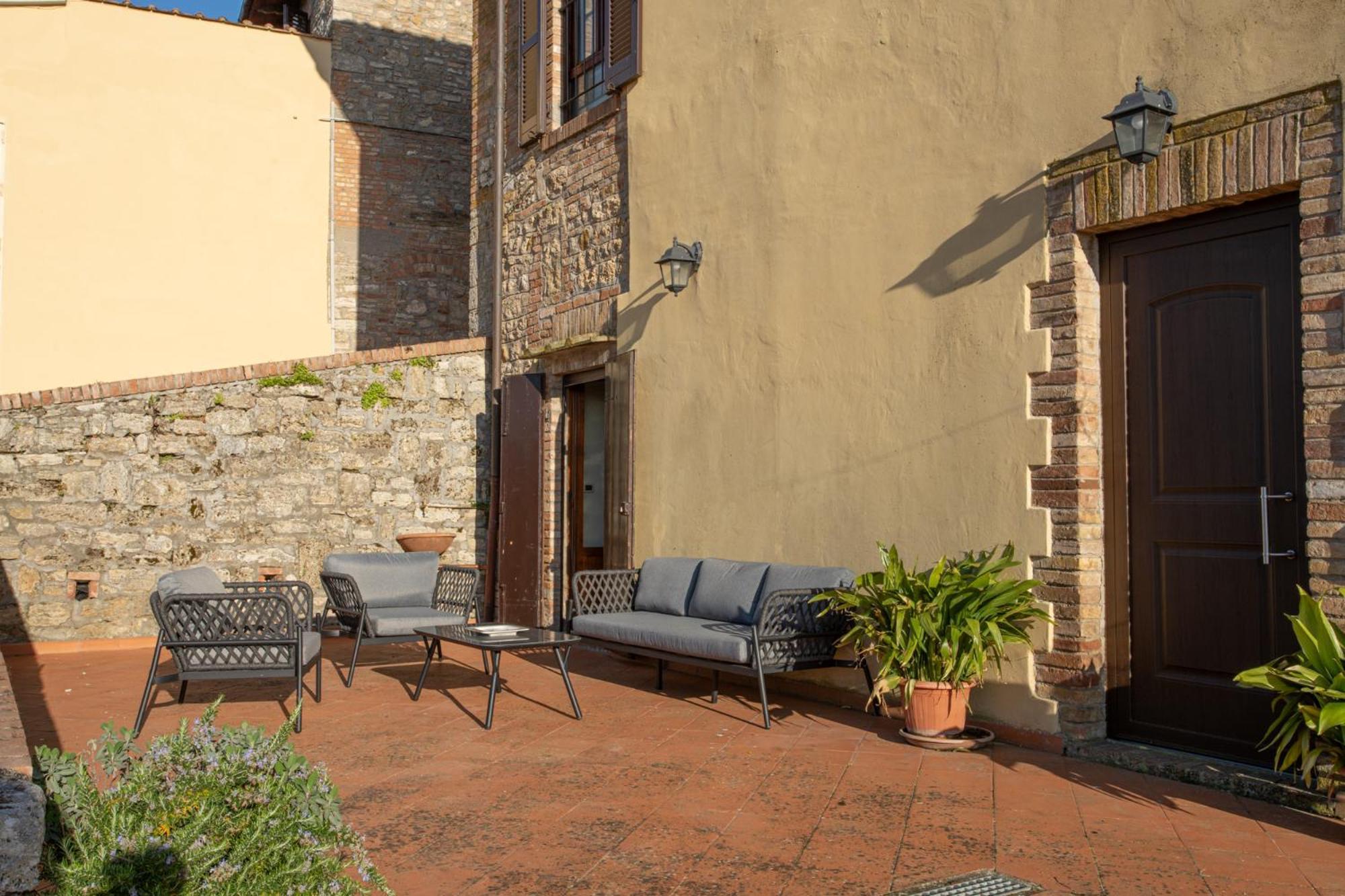 Agriturismo Castello Di Montauto San Gimignano Exteriér fotografie
